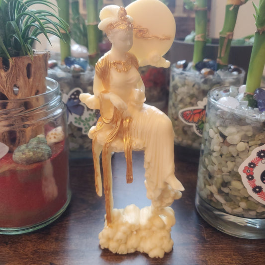 Ivory Nut Venus / Tagua Nut Venus Goddess Statue/Tagua Statue - Healing Plants Miami